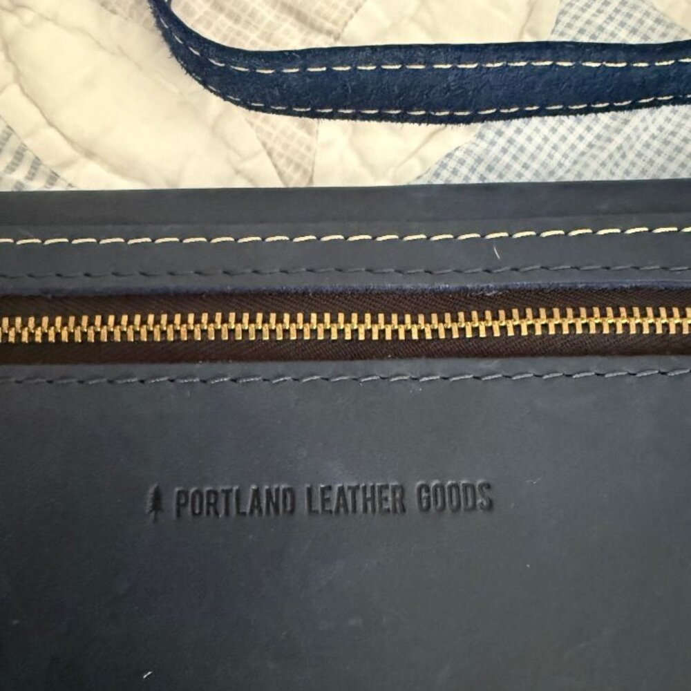 Portland Leather Goods Shoulder Bag/Wristlet - Picture 2 of 3